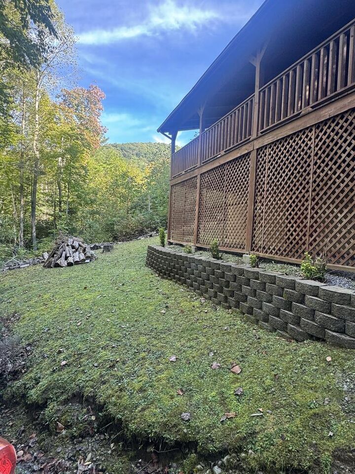 Property Photo:  889 Wagon Train Road  NC 28906 