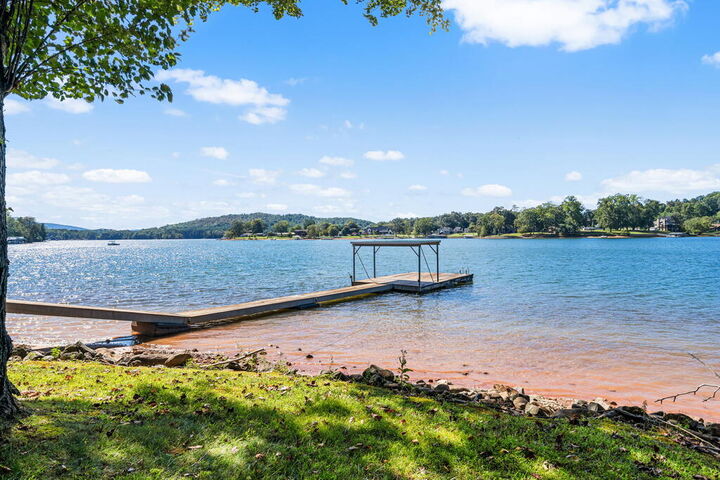 Property Photo:  414 McCracken Point  NC 28904 