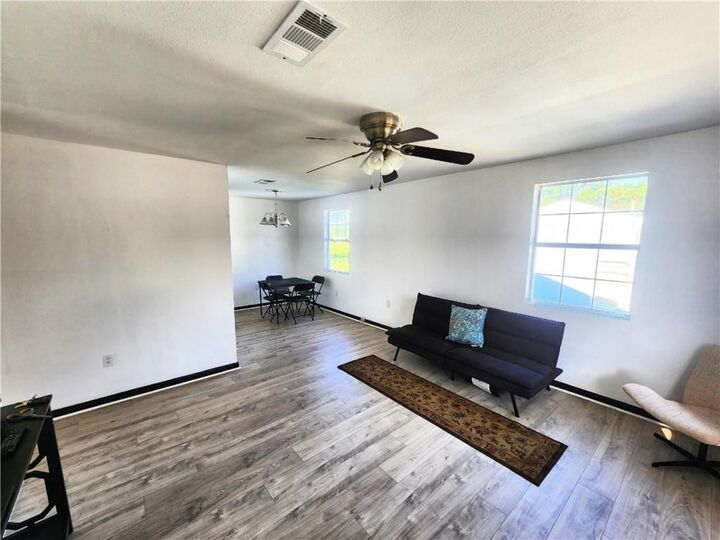 Property Photo: 106 Treuil Lane LA 70037