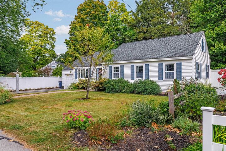 Property Photo:  19 Monadnock Street  NH 03064-6236 