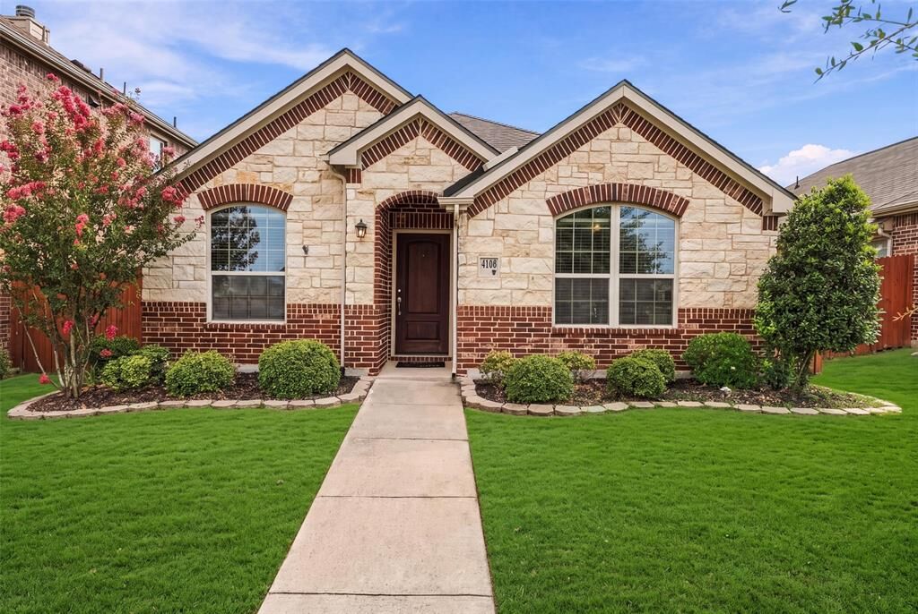 Property Photo: 4108 Rain Lilly TX 75126