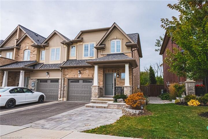 Property Photo:  67 Dennis Drive  ON L0R 2A0 