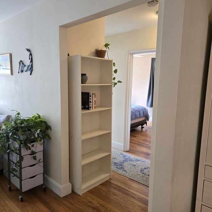 Property Photo:  31-1/2 Englewood Ave 3  MA 02445 