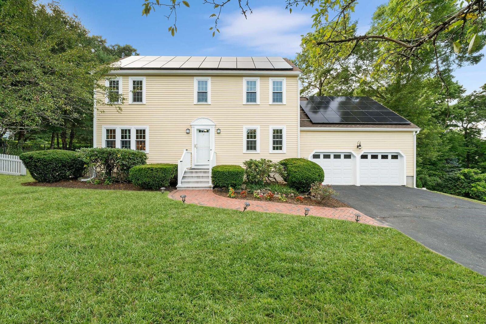 Property Photo:  392 Old Farm Rd  MA 02038 