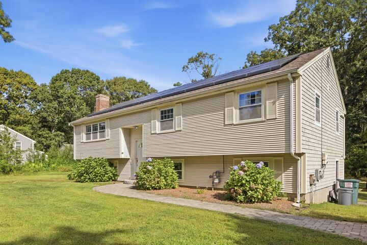 Property Photo:  14 Bramble Bush Drive  MA 02644 