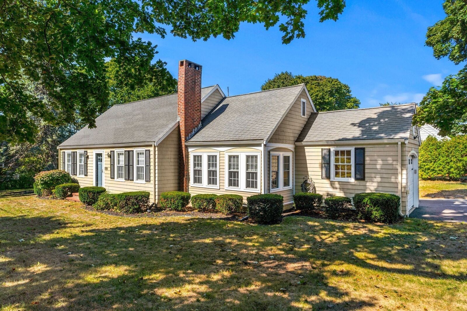 Property Photo:  189 Prospect St  MA 01880 