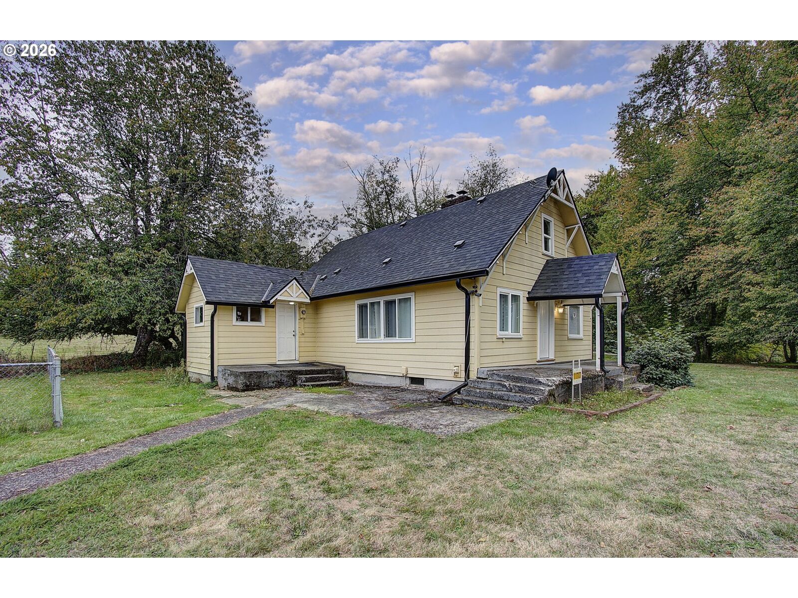 Property Photo:  11707 NE 244th St  WA 98604 