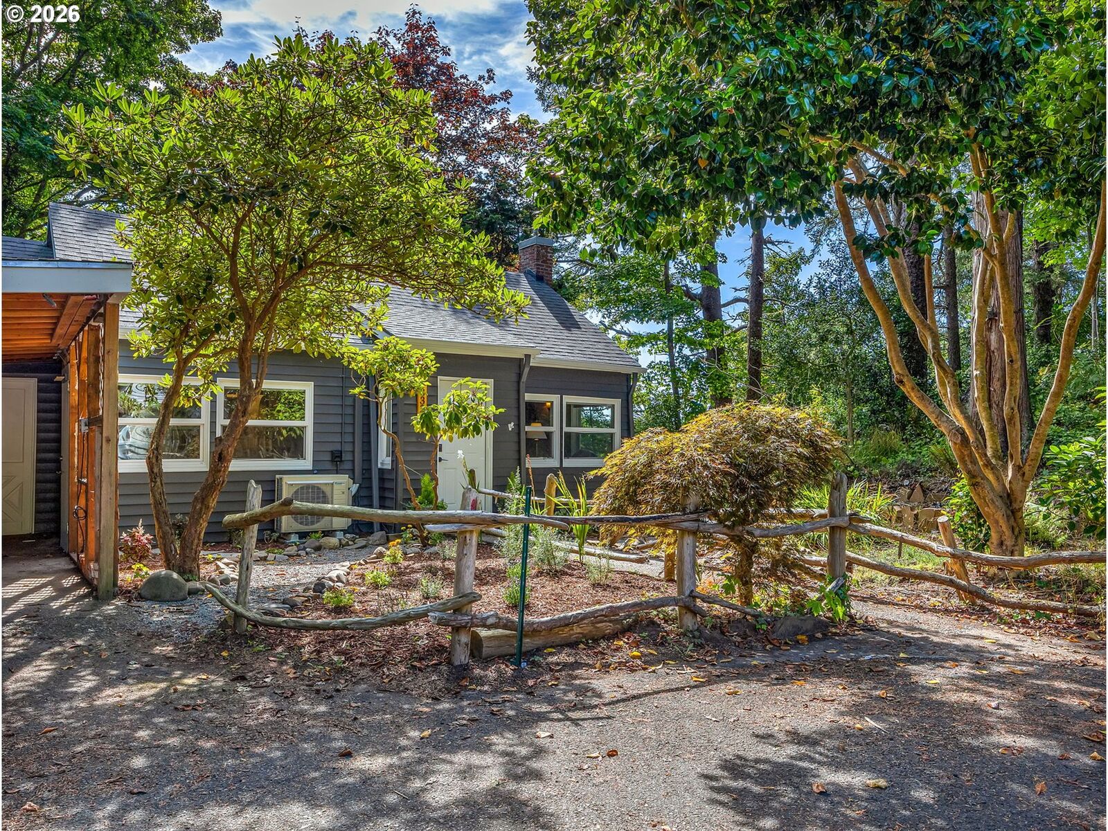 Property Photo: 33232 Biwater Ln OR 97146