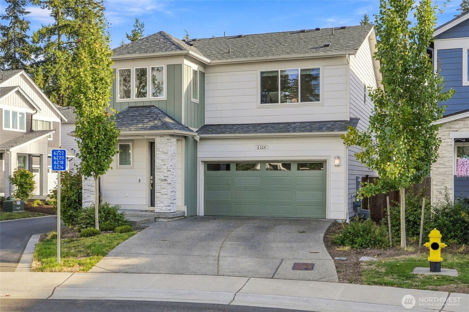Property Photo:  6224  206th Place SW  WA 98036 