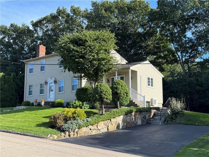 Property Photo:  27 Country View Drive  RI 02919 