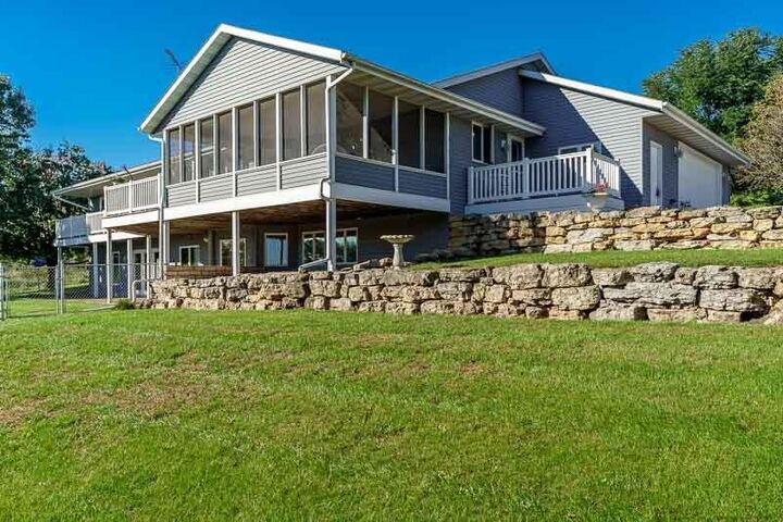 Property Photo:  9702 W State Road 81  WI 53511 
