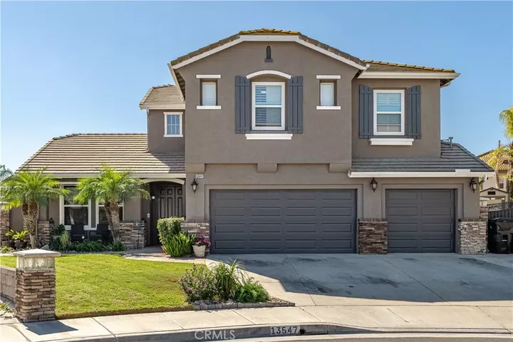 Property Photo:  13547 Canyon Crest  CA 92880 