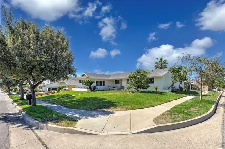 Property Photo:  1629 Sumner  CA 91711 