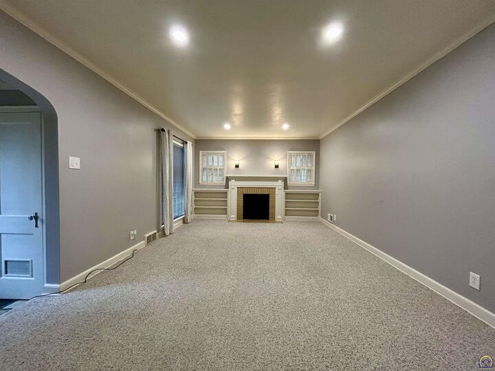 Property Photo:  3119 SW 11th St  KS 66604 