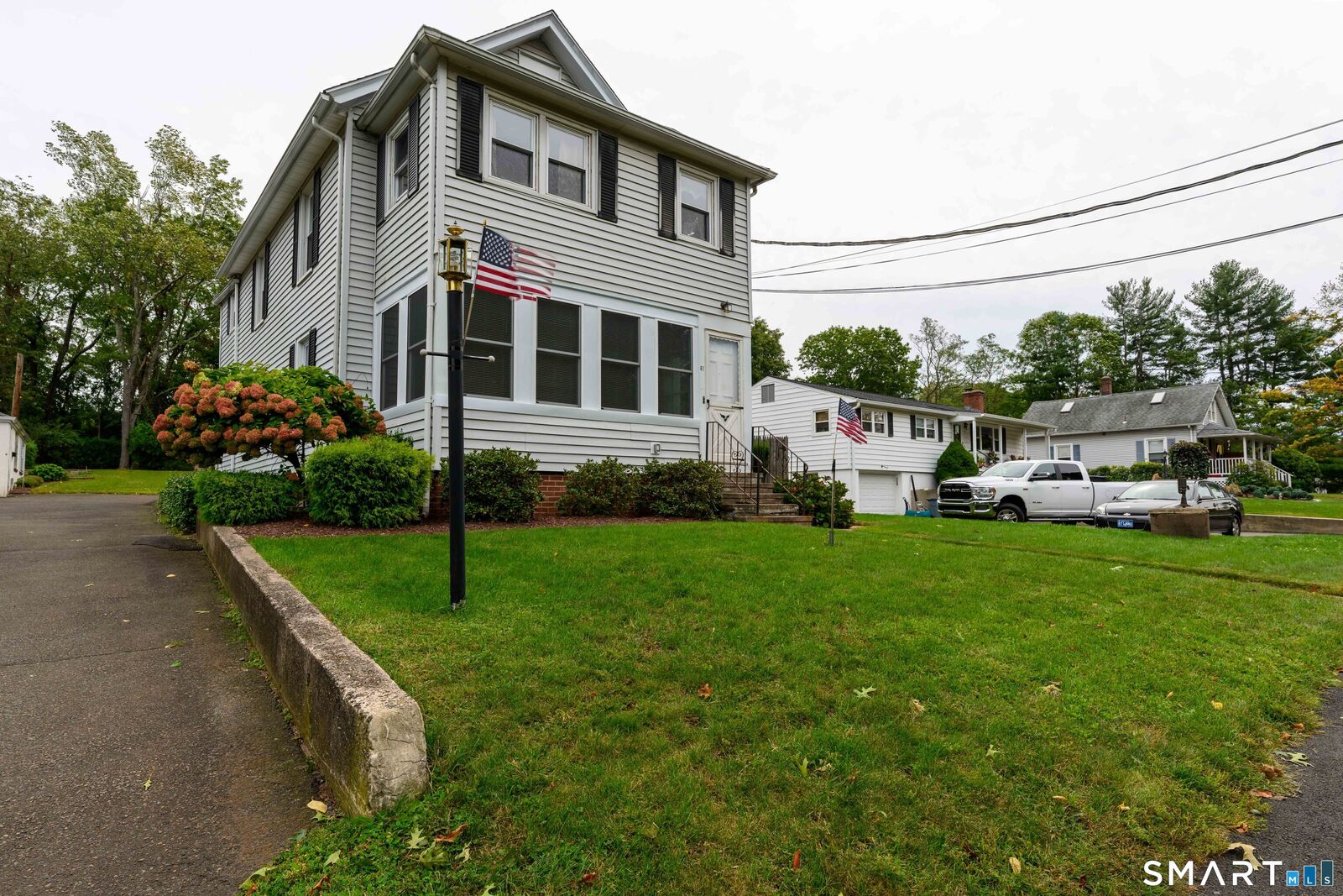 Property Photo:  61 Elm Street  CT 06473 