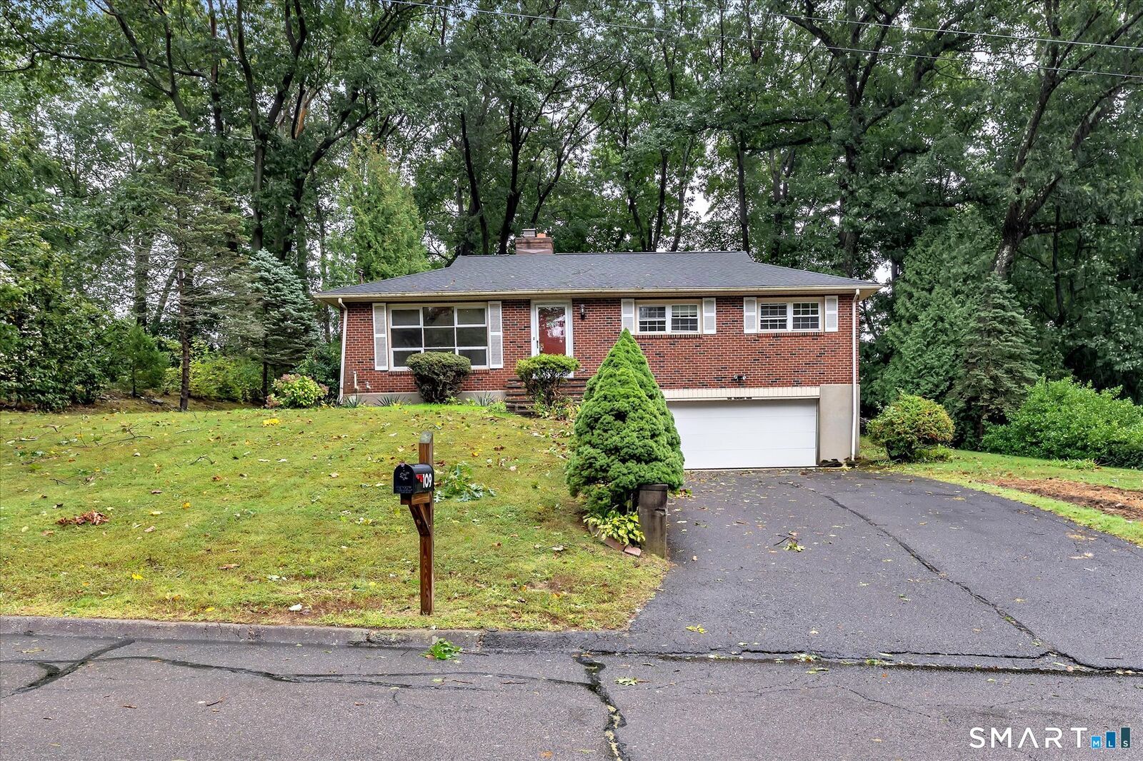 Property Photo:  109 Woolsley Avenue  CT 06611 
