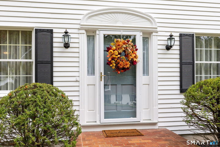 Property Photo:  160 McIntosh Drive  CT 06010 