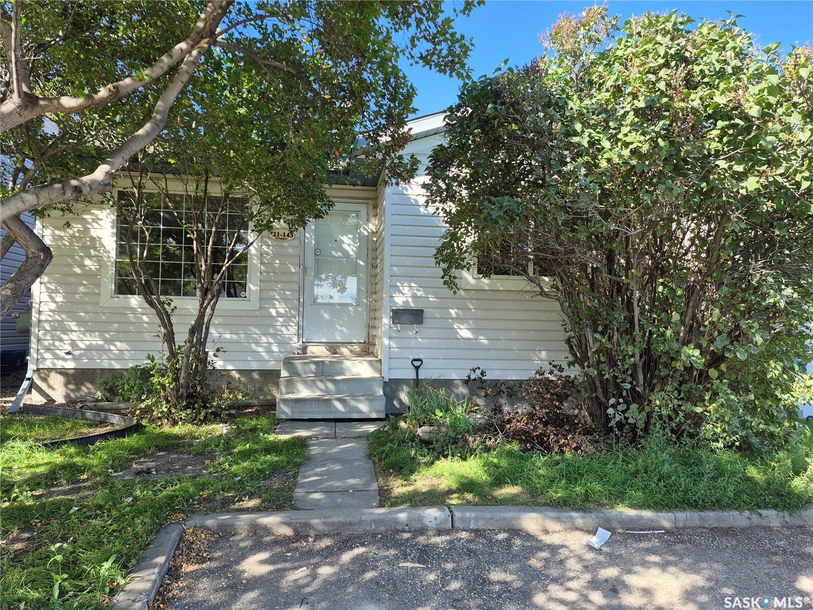 Property Photo: 143 Gropper Crescent 21 SK S7M 5W2