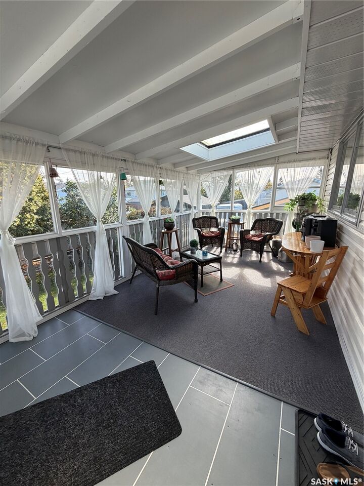 Property Photo:  518 Hamjea Street  SK S0E 0Y0 