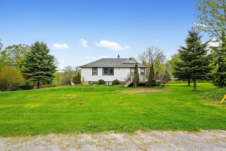 Property Photo:  19 Halstead Road  ON K0K 2X0 