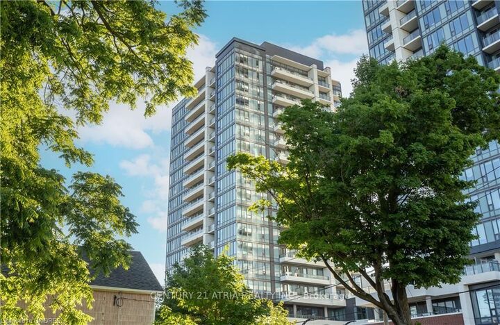 Property Photo:  5 Wellington Street S 907  ON N2G 0E3 