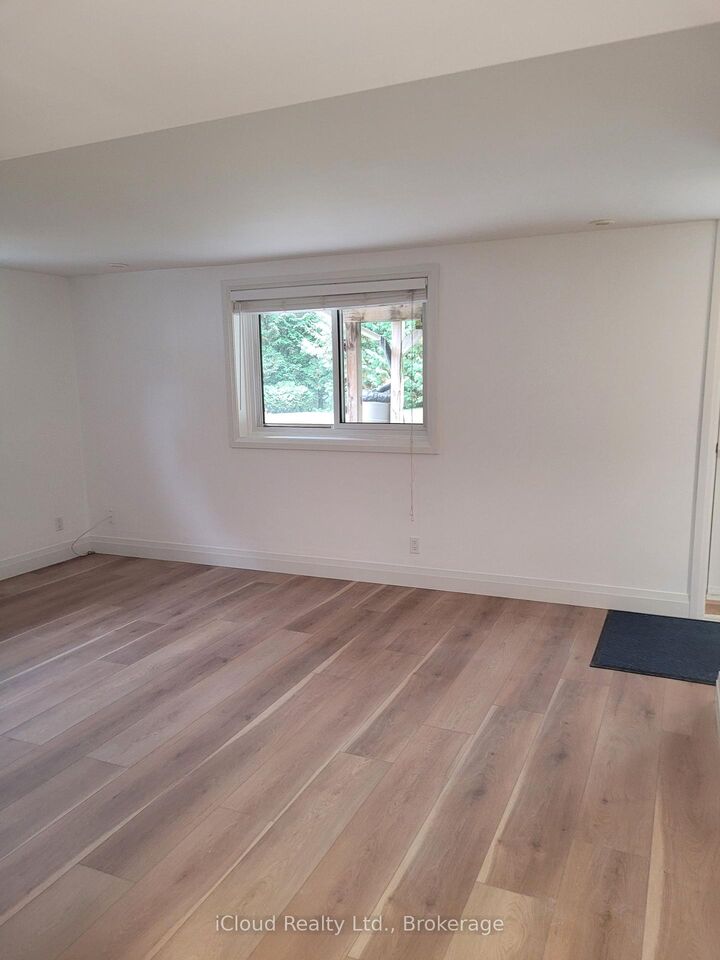 Property Photo:  84 Confederation Road  ON L7G 3R8 