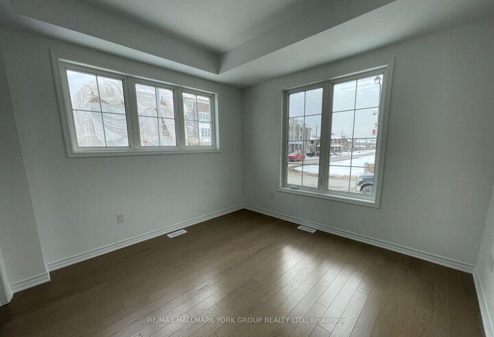 Property Photo:  76 Greenridge Crescent  ON L6C 3M1 