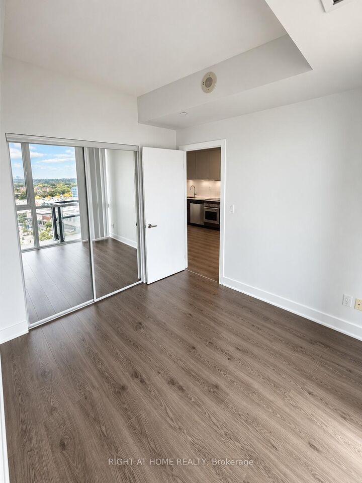 Property Photo:  99 The Donway Way W #910  ON M3C 0N8 