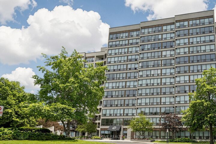 Property Photo:  12 Laurelcrest Street 912  ON L6S 5Y4 