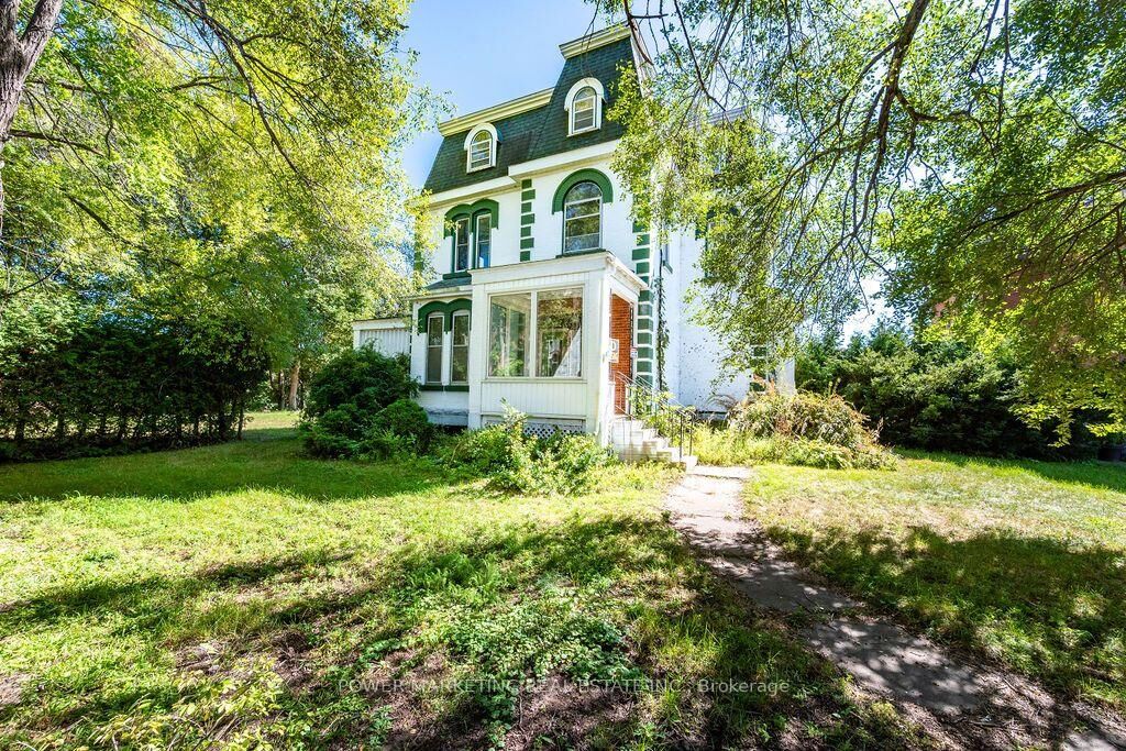 Property Photo:  247 Victoria Street  ON K8A 4K5 