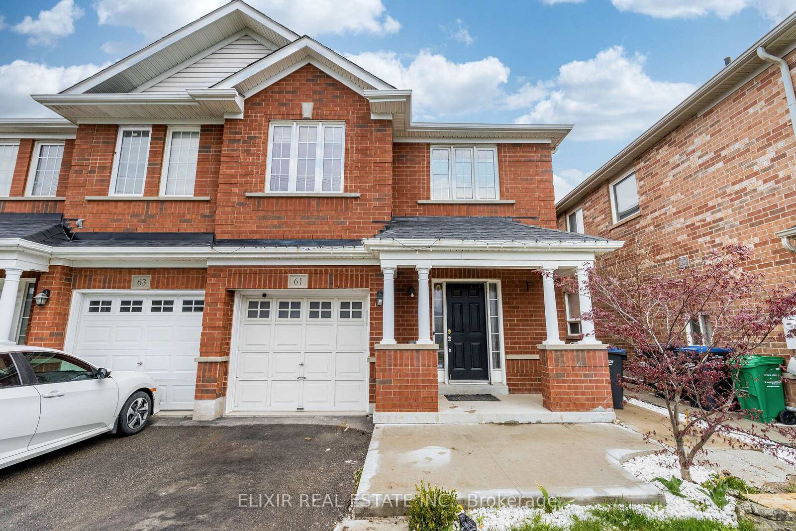 Property Photo:  61 Bushmill Circle  ON L7A 0K7 