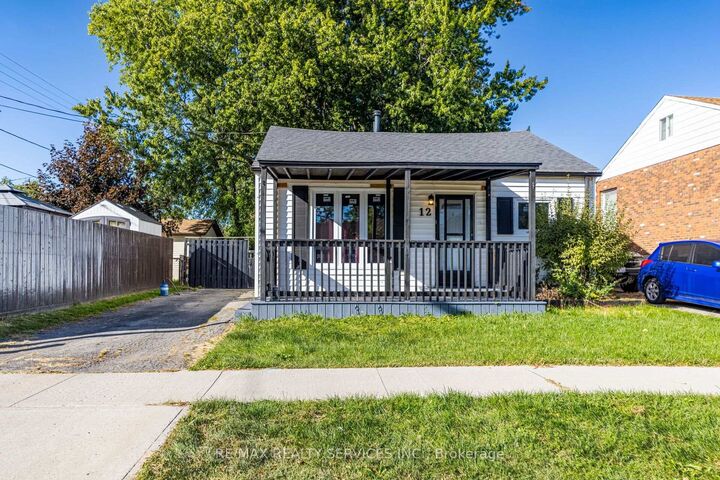 Property Photo:  12 Ajax Avenue  ON L3B 4W8 