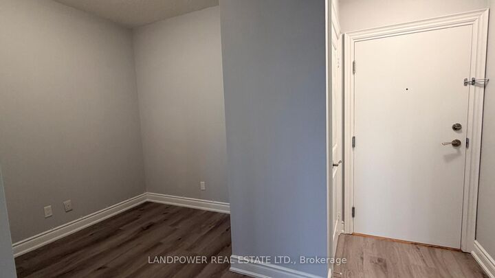 Property Photo:  38 Cedarland Drive 1511  ON L6G 0G7 