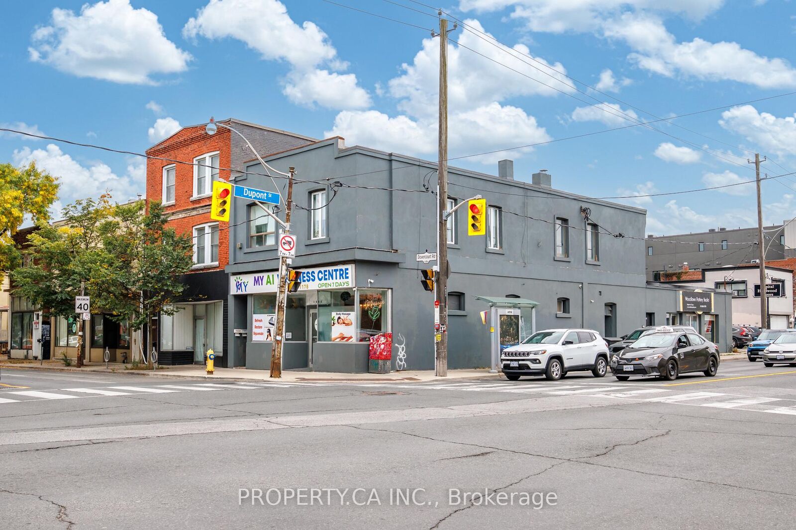 Property Photo:  1080 Dovercourt Road #Upper  ON M6H 2X8 