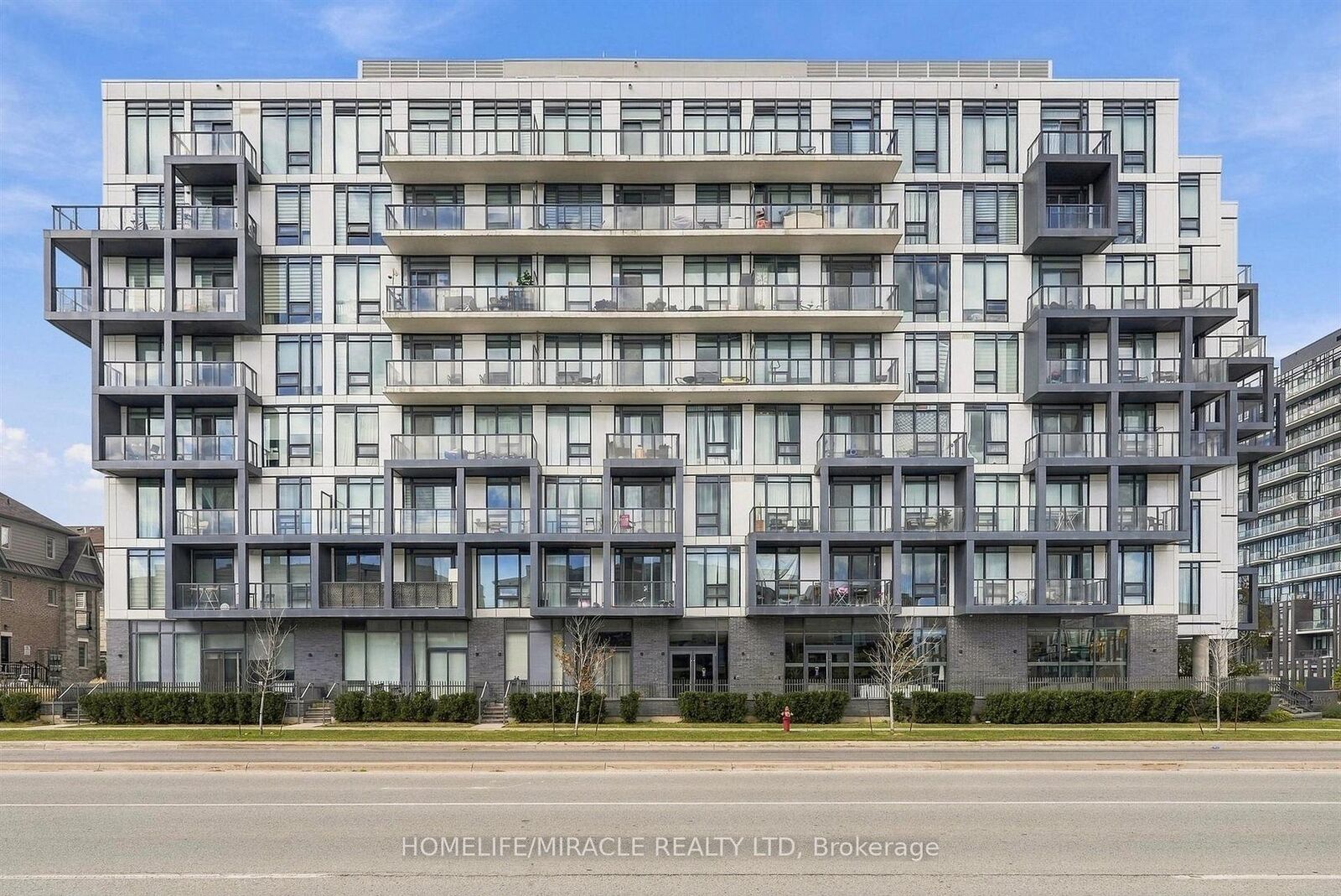 Property Photo:  180 Veterans Drive 410  ON L7A 5G7 