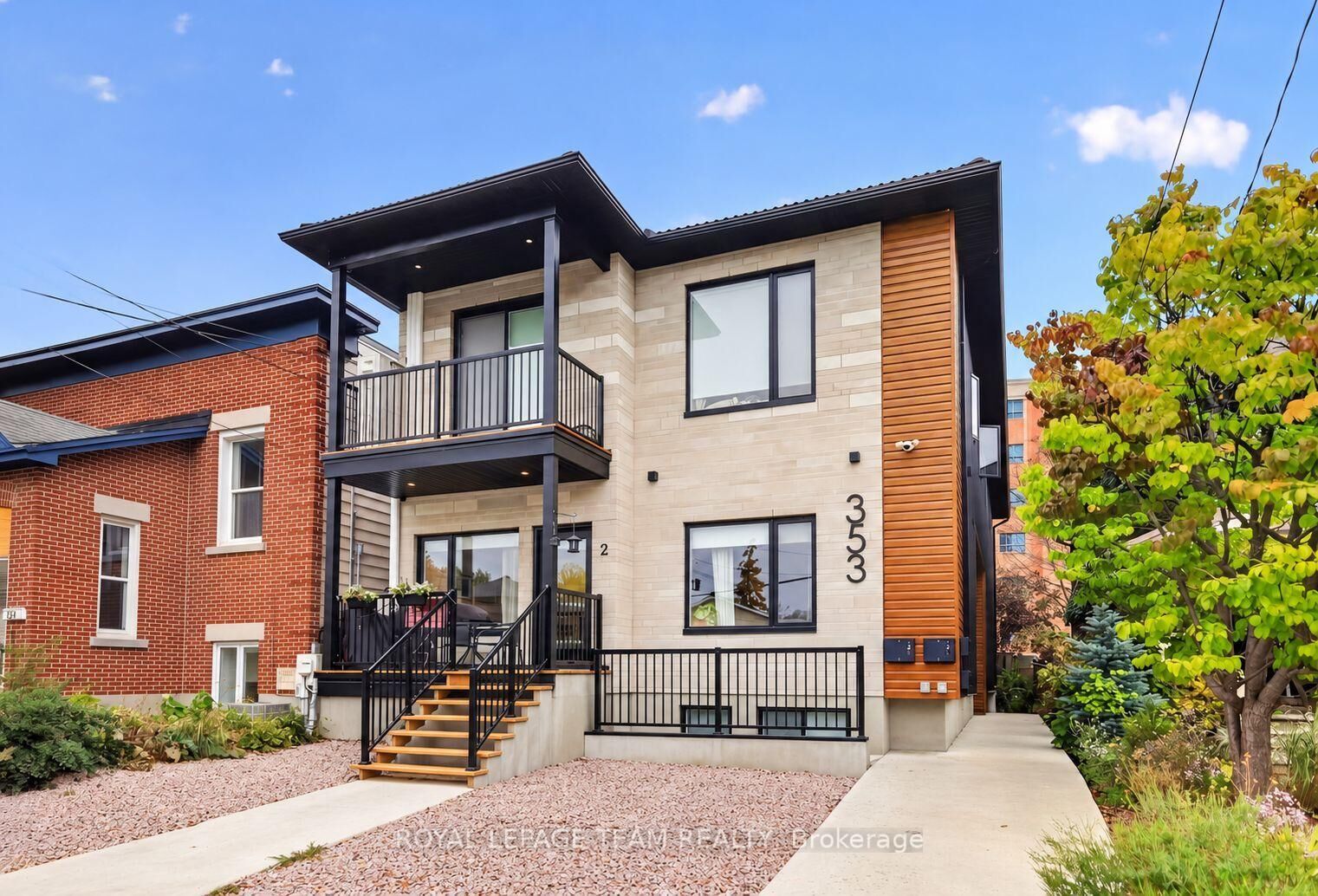 Property Photo:  353 Wilmont Avenue 2  ON K2A 0B2 