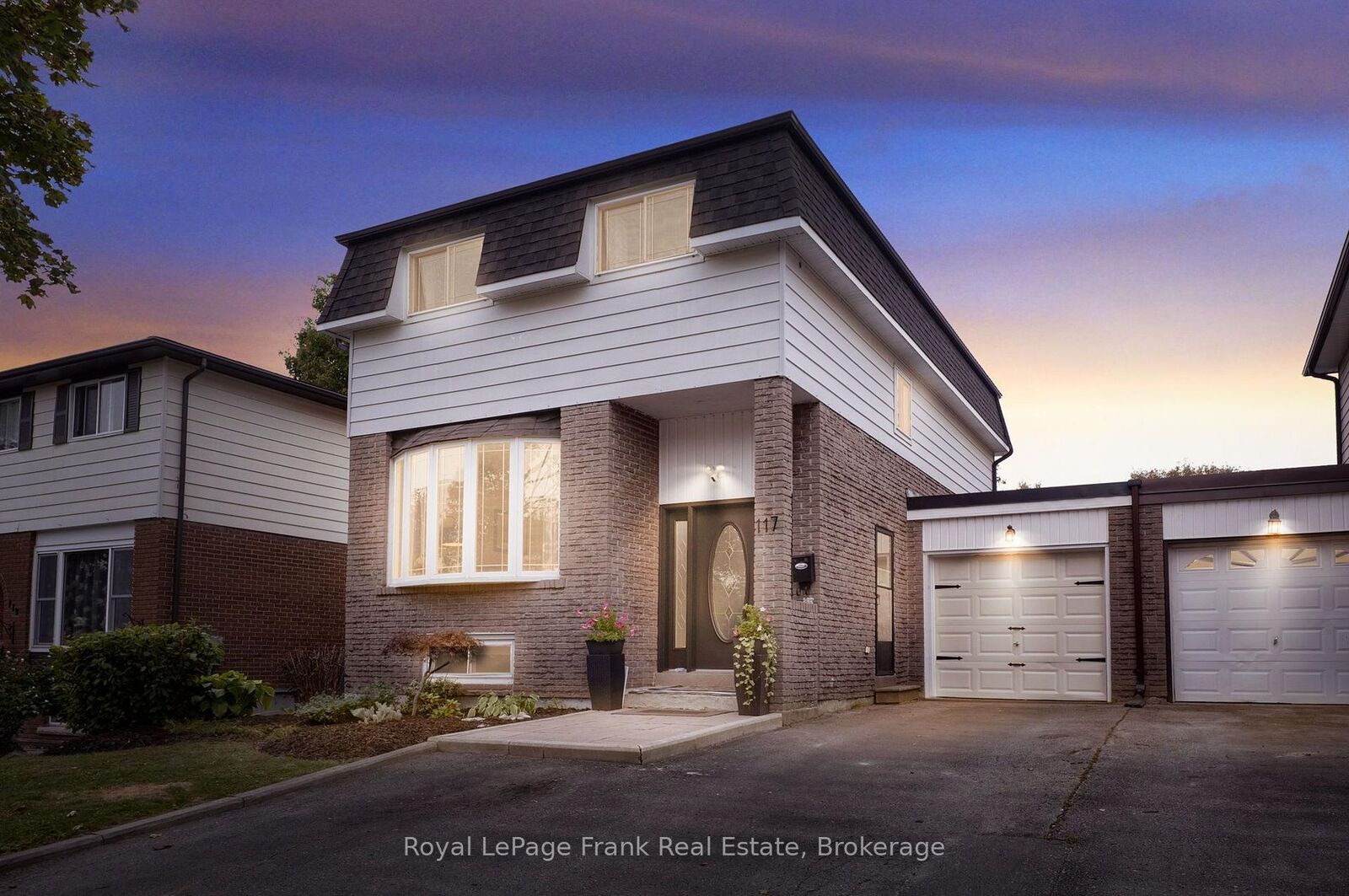 Property Photo: 117 Lawrence Crescent ON L1C 3S6