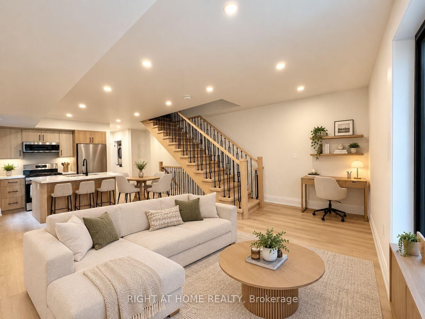 Property Photo:  151 Gledhill Avenue #4  ON M4C 5L1 