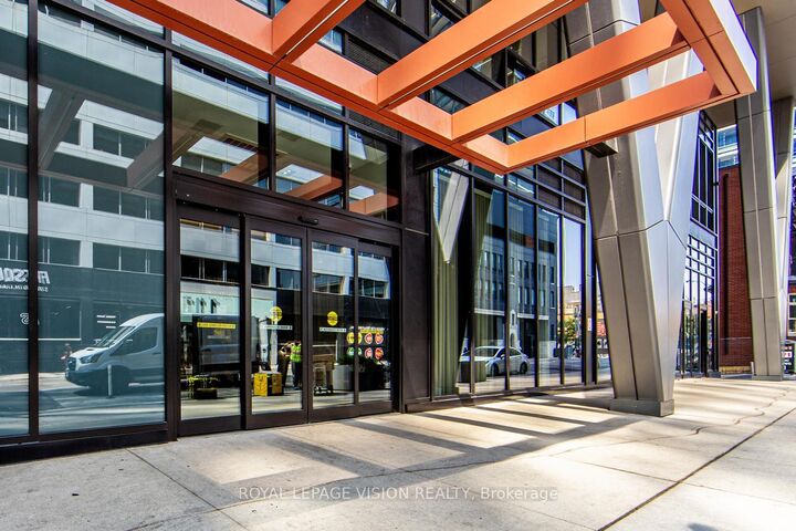 Property Photo:  108 Peter Street 619  ON M5V 2G7 