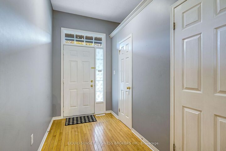 Property Photo: 185 North Centre Road 22 ON N5X 4C9
