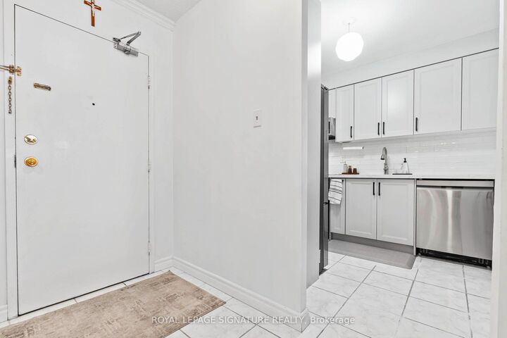 Property Photo:  238 Albion Road 607  ON M9W 6A7 