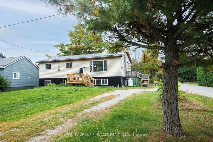 Property Photo:  24 Oakwood Drive  ON K0M 1N0 