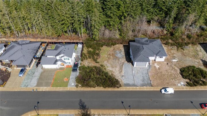 Property Photo:  145 Edgewood Dr  BC V0R 2G0 