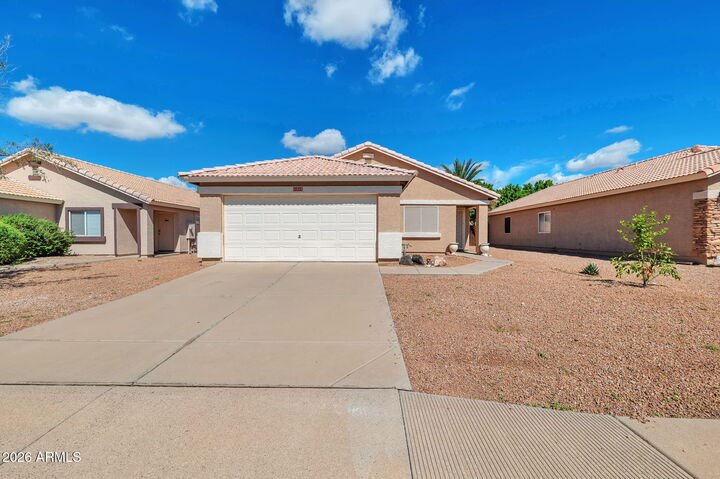 Property Photo: 11518 E Covina Street AZ 85207
