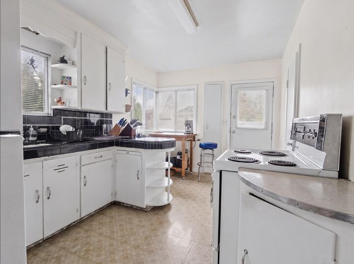 Property Photo: 455 W 29th Avenue BC V5Y 2L1