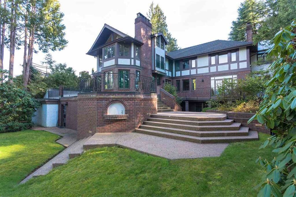 Property Photo: 4777 W 2nd Avenue BC V6T 1C1