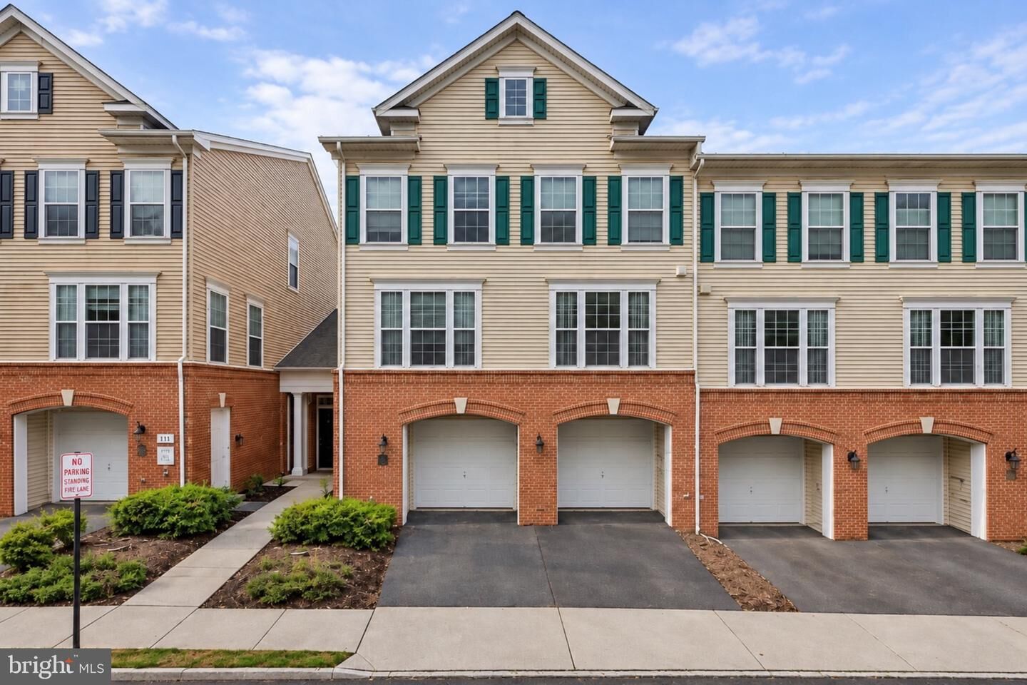 Property Photo:  7049 Huntley Run Place 116  VA 22306 