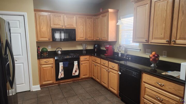 Property Photo: 220 Carrington Lane GA 31028