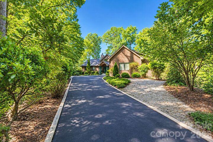 Property Photo:  200 Timberlane Circle 46-R  NC 28768 