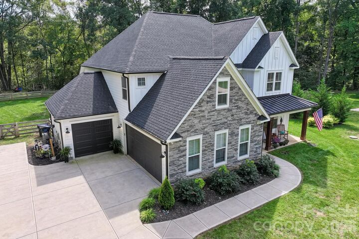 Property Photo: 1796 Cranwell Drive NC 28125